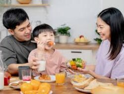 Tips Kesehatan Harian Menjaga Berat Badan Ideal Dengan Pola Makan Seimbang